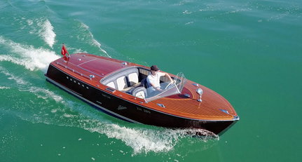 Portier Taifun - Custom made Taifun by Portier, old-timer motorboat in Switzerland