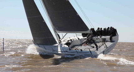 2013 Hakes Marine HH42