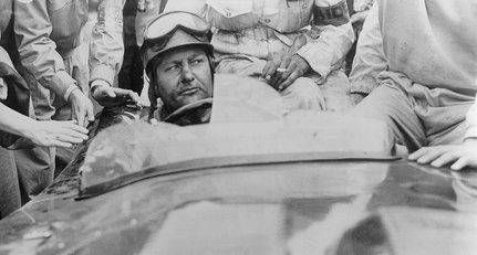 03-duncan-hamilton-gentleman-driver.jpg