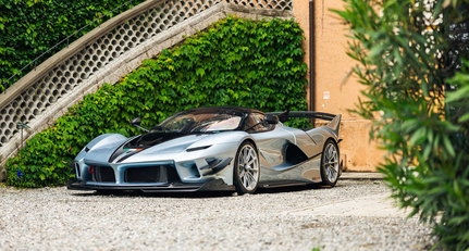 Dieser Ferrari FXX K Evo ist ein im Werk gebauter Stealthbomber