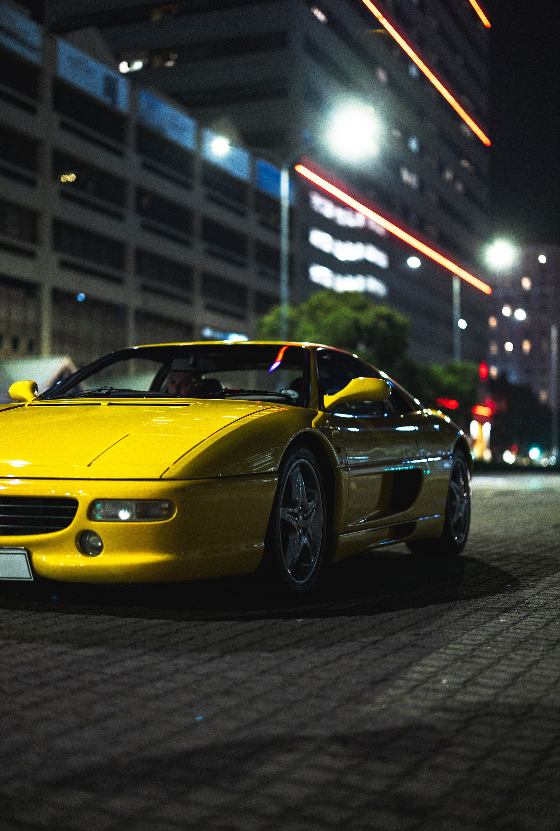 We went for a Night Drive in Cape Town with a manual Ferrari F355