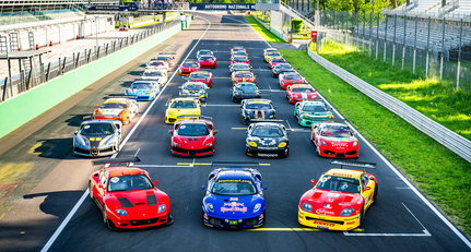 Die Challenge und GT Days lassen Renn-Ferrari in Monza von der Leine