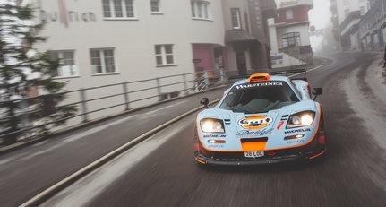 Mit einem McLaren F1 GTR Longtail durch die Schweizer Alpen