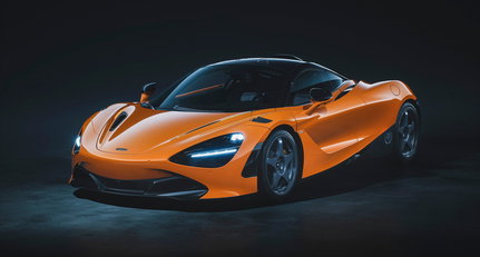 Der neue McLaren 720S verbeugt sich vor dem Le Mans-Sieger F1 GTR