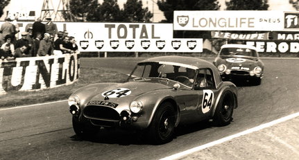 Artcurial versteigert adlige AC Cobra bei der Le Mans Classic