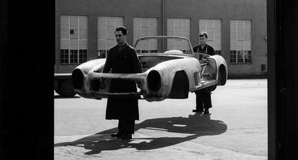 Snapshot, 1958: Manchmal muss sich ein 300 SL auf den Ur-Antrieb verlassen