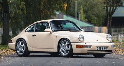 This peachy Porsche 911 is actually an apricot