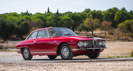 Is the Bertone-designed Alfa Romeo 2600 Sprint the marque’s most underrated model?