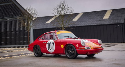 Madness on wheels, the famous Duel Motorsport, Porsche 911