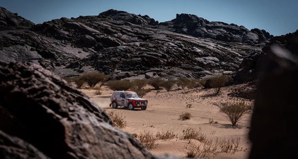 Nach dem Zieleinlauf der Dakar Classic 2022 sprachen wir mit dem Niva Red Legend Team