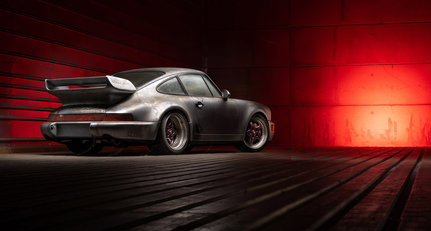 This Porsche 911 RSR