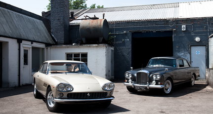 Narrow-eyed staring duel between Ferrari 330 GT and Bentley S3 Continental