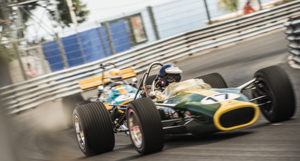 Wall to wall nostalgia at the 2016 Monaco Historic Grand Prix