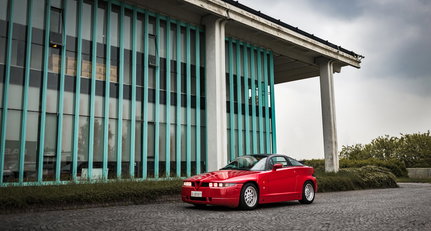 Der Alfa Romeo SZ ist eine postmoderne Ikone Mailänder Designkultur