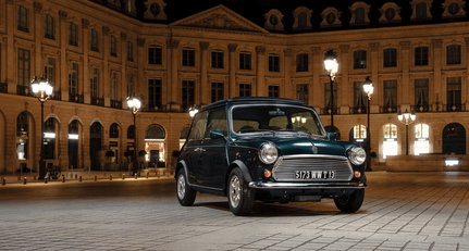 Somebody needs to give this classic Mini its first taste of the open road!