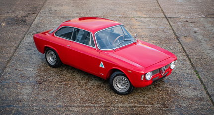 Diese 10 Alfa Romeo Giulia GT stehen zum Verkauf. Welchen würden Sie wählen?
