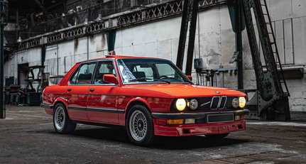 This Alpina B7 Turbo 1 eats BMW M5s for breakfast