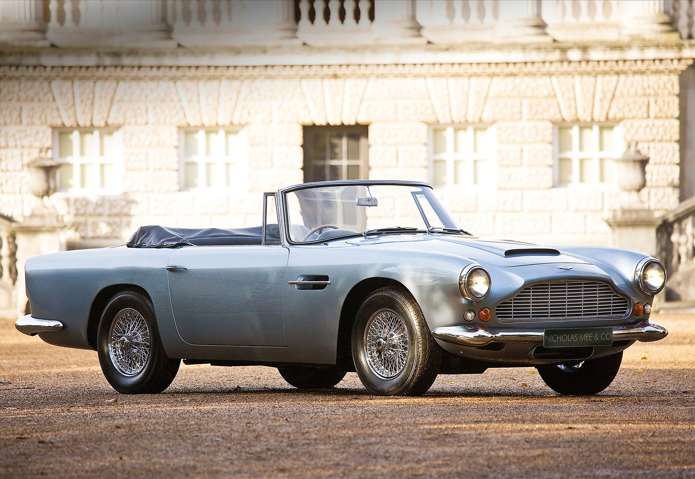 Aston Martin DB4 Convertible