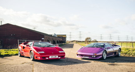 Lamborghini Countach versus Diablo – the ultimate bullfight
