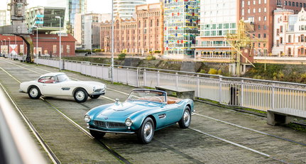 Go on the ultimate road trip for four in this pair of BMW 507 Roadsters