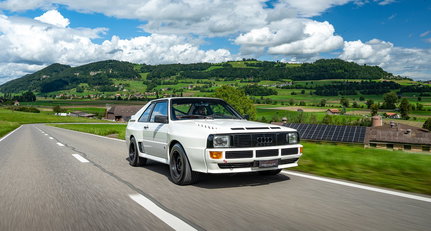 Lassen Sie in diesem turbogeladenen Audi Sport Quattro etwas Dampf ab