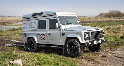 Savile Offroad: A bespoke Land Rover Defender for Cad & The Dandy