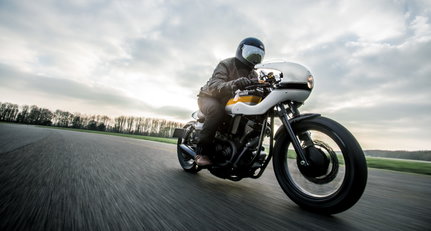 Die Verwandlung einer Yamaha XV950 zum Café Racer und wieder zurück
