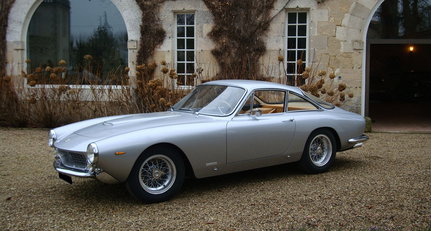 Streetscape 1964: 10 classic cars and motorcycles from the Market
