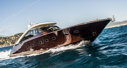 Mit dieser Yacht von Aguti wird ein Getaway gleich noch reizvoller