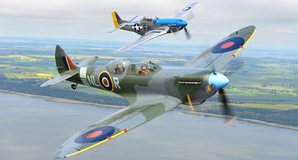 Einmal im Leben in der Spitfire fliegen