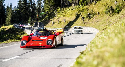 Der Berg ruft – und die Rennwagen antworten mit Donner bei der Arosa Classic Car