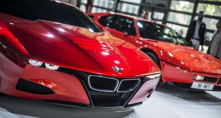BMW feiert 100. Geburtstag mit großer Hommage-Ausstellung am Comer See