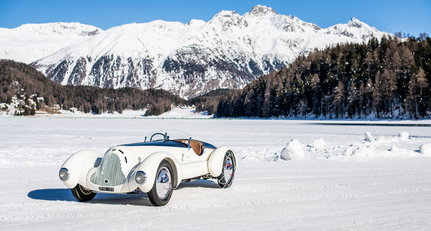 Dieser Alfa 6C Aprile ist ein Semifreddo-Torpedo im Smoking