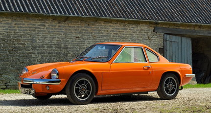 Is orange the in-vogue car colour this season?