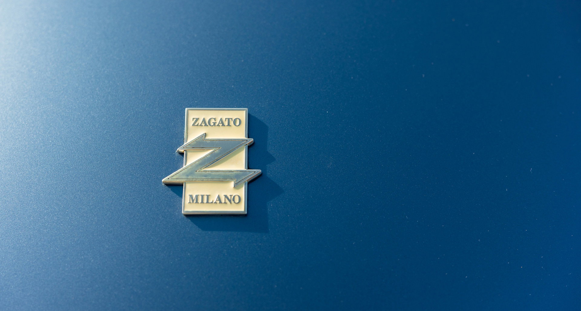 This manual Ferrari 599 GTZ S Nibbio Spider by Zagato is the