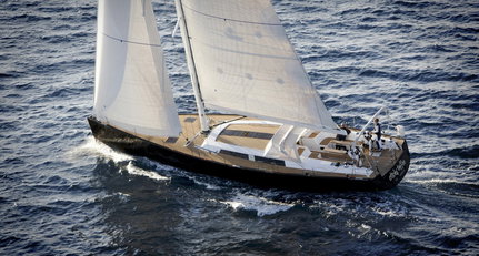 Serene sailing yachts from the Classic Driver Market