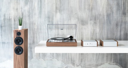Der Plattenspieler The Classic by Pro-Ject setzt Retroakzente in Ihrer Lounge