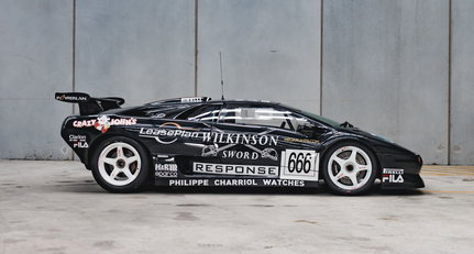 This Lamborghini Diablo SV-R is worth a trip to Australia