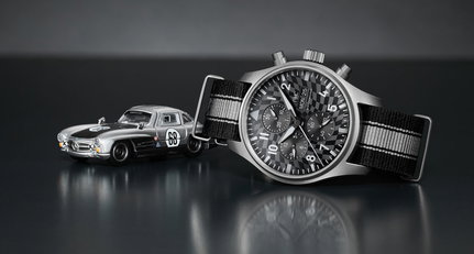 Verpassen Sie nicht dieses Duo aus Hot Wheels-Modell und Uhr von IWC Racing