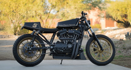 The beauty of this JPS-inspired Harley goes more than paint-deep