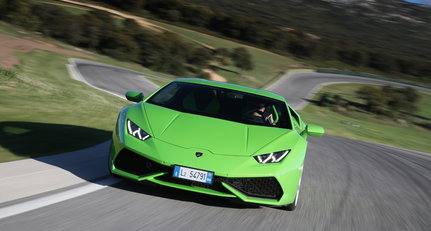 Storm chasing in the new Lamborghini Huracán