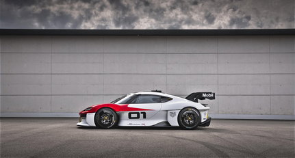 The Porsche Mission R is the electric racing car of the future