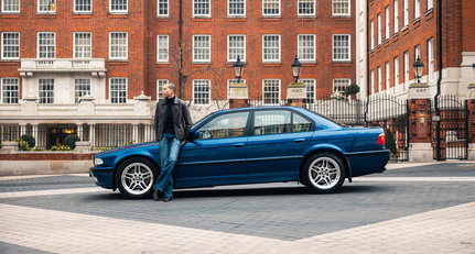 Treffen Sie den Social Media Star, dessen erstes Auto ein BMW 7er war