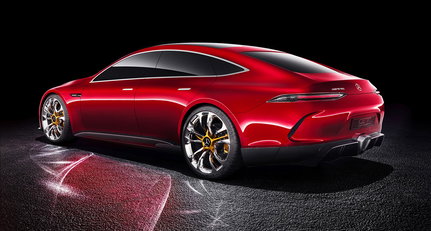 Mercedes reitet in Genf auf der Shooting Brake-Welle