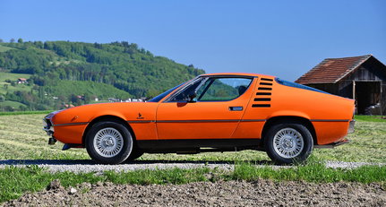 Orange you dreaming of taking this stunning Alfa Romeo Montreal for a spin?