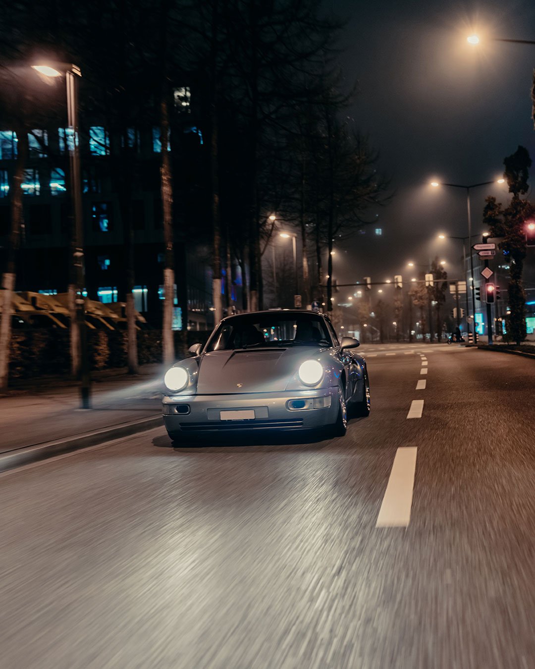 We went for a Night Drive in Zurich with the Porsche 964 Turbo S