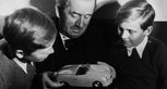 Grandfather Ferdinand Porsche with his grandsons Ferdinand Alexander Porsche and Ferdinand Piëch in 1949. © Porsche archives