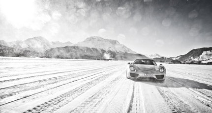 Slide into the New Year with the Porsche 918 Spyder