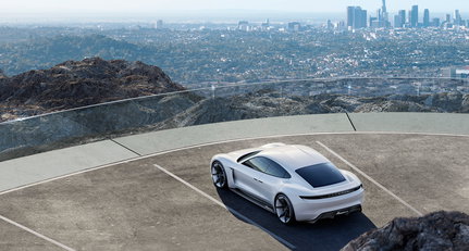 Porsche macht sich bereit für die „Mission E“