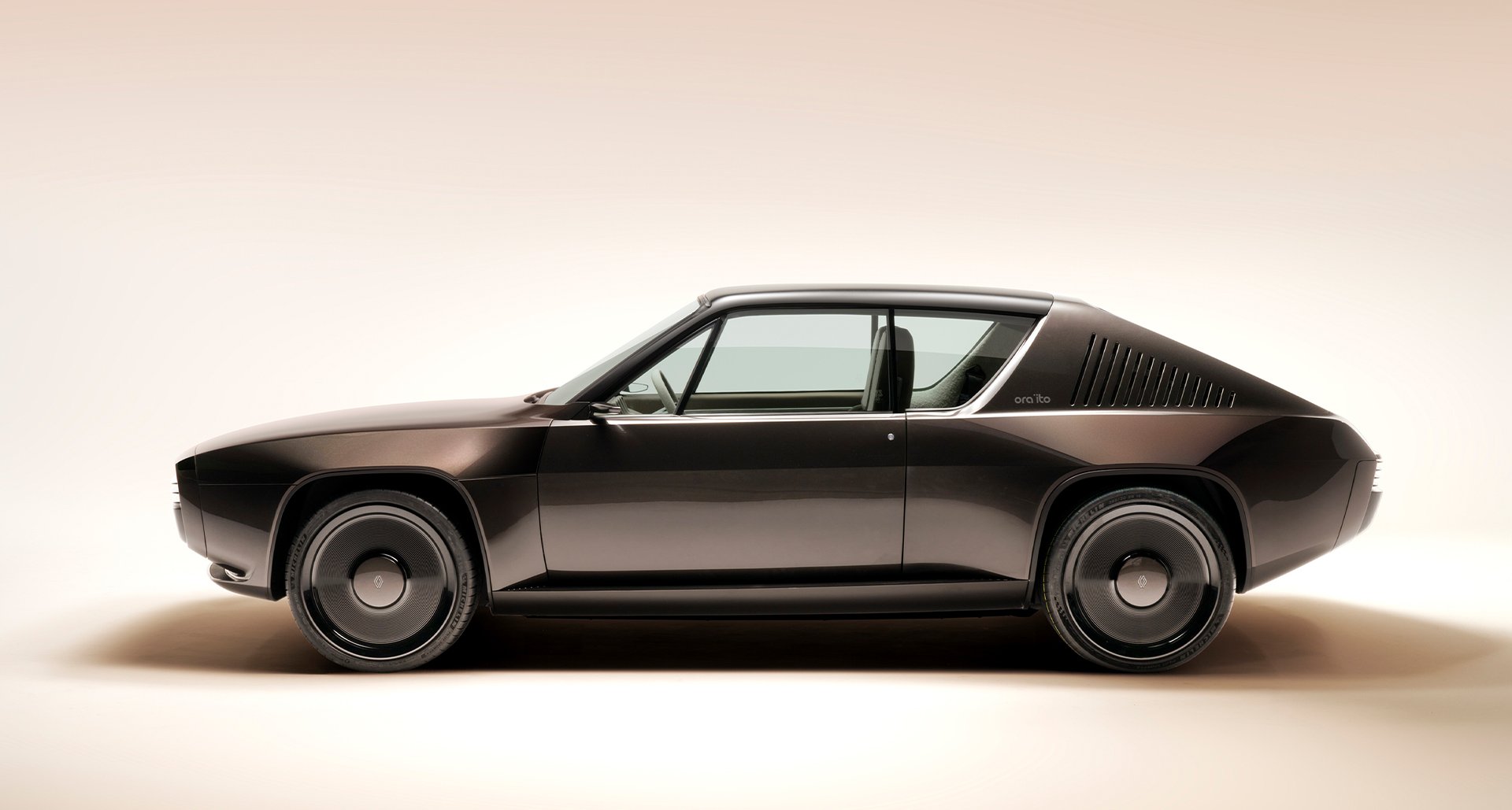 RENAULT エクスト　クラシックカーボトル r-dam_1593976.jpg?width=1280